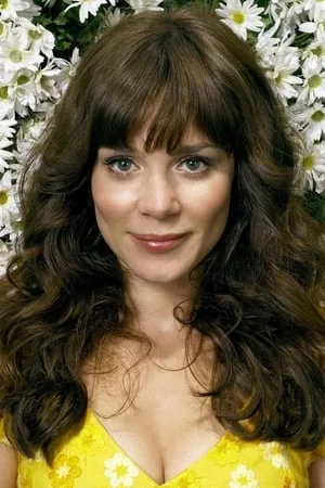 Anna Friel